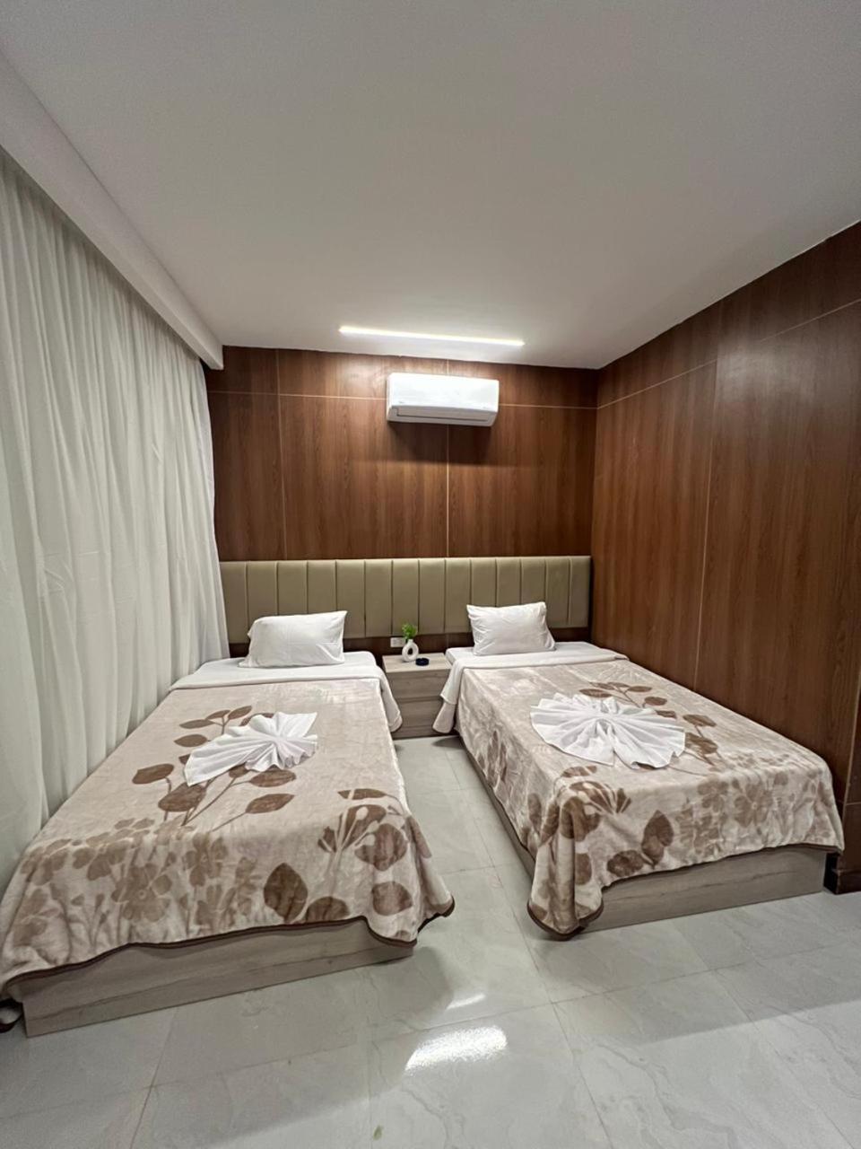 Royal Home Hotel Kairo Bagian luar foto