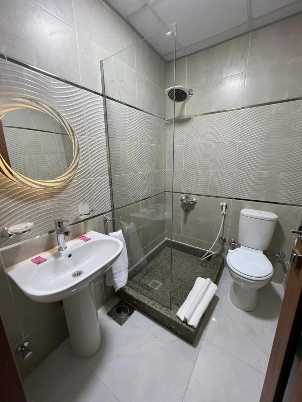 Royal Home Hotel Kairo Bagian luar foto