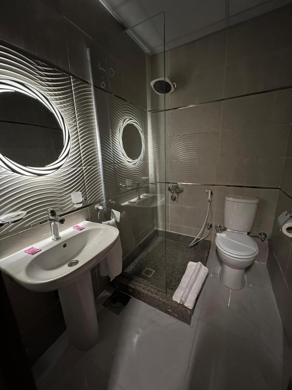 Royal Home Hotel Kairo Bagian luar foto